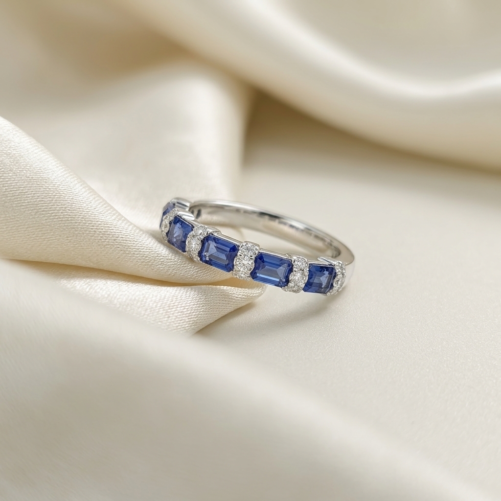 SAPPHIRE DIAMONDFANCY RING